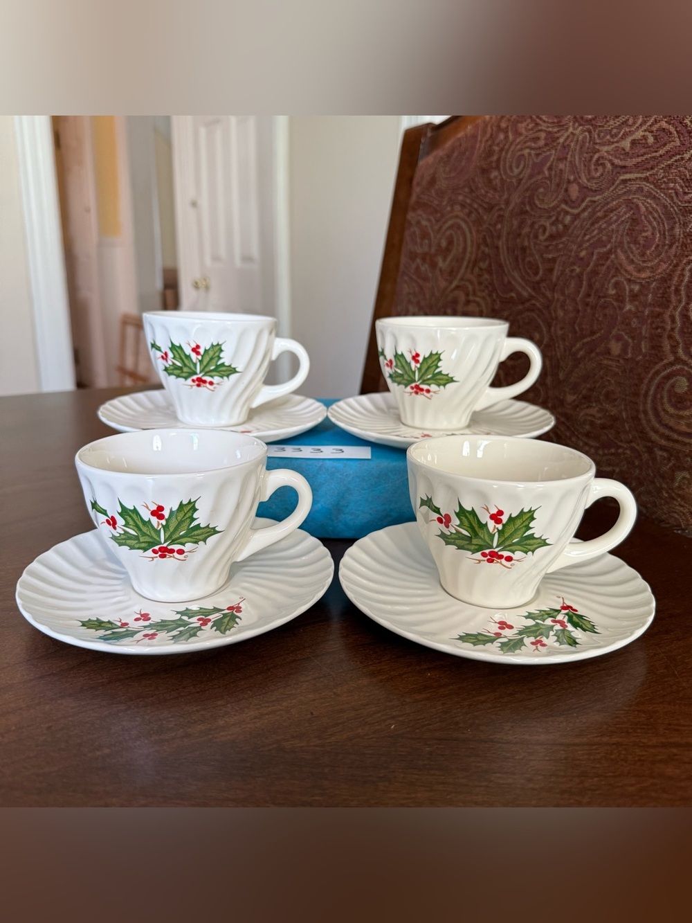 Set of 4 Vintage SCIO Japan Holly Christmas Swirl Scalloped Cup & Saucer Sets #3